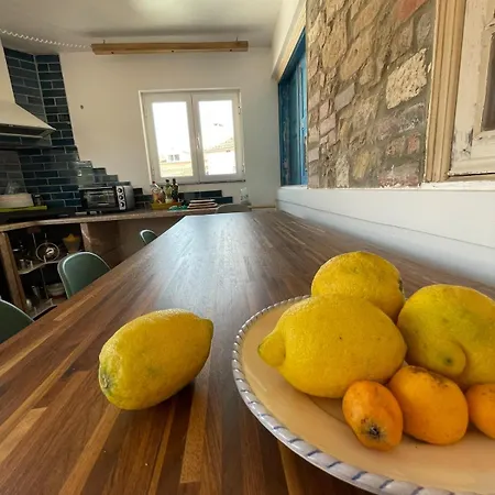 Tatil Evi Orange Tree House, Silver Coast, Alcobaca, Nazare